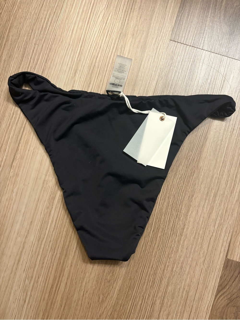 Good American Better Cheecky Black Bikini Bottom 3 Large Liner - Picture 4 of 7